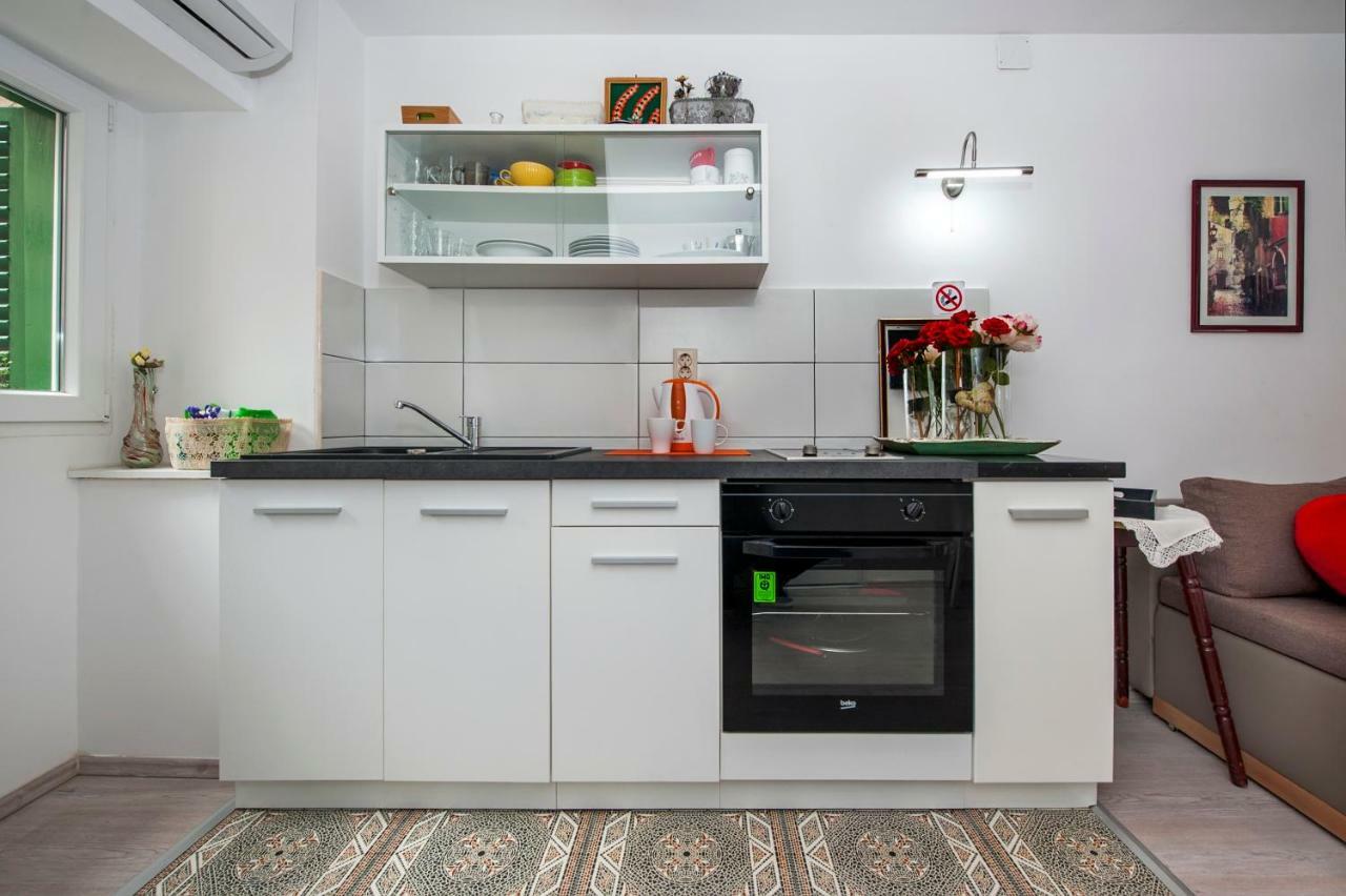 Apartman Delfin 罗维尼 外观 照片